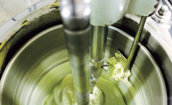 Come facciamo il gelato Mantecato CARTE D’OR nello spazio Gelateria